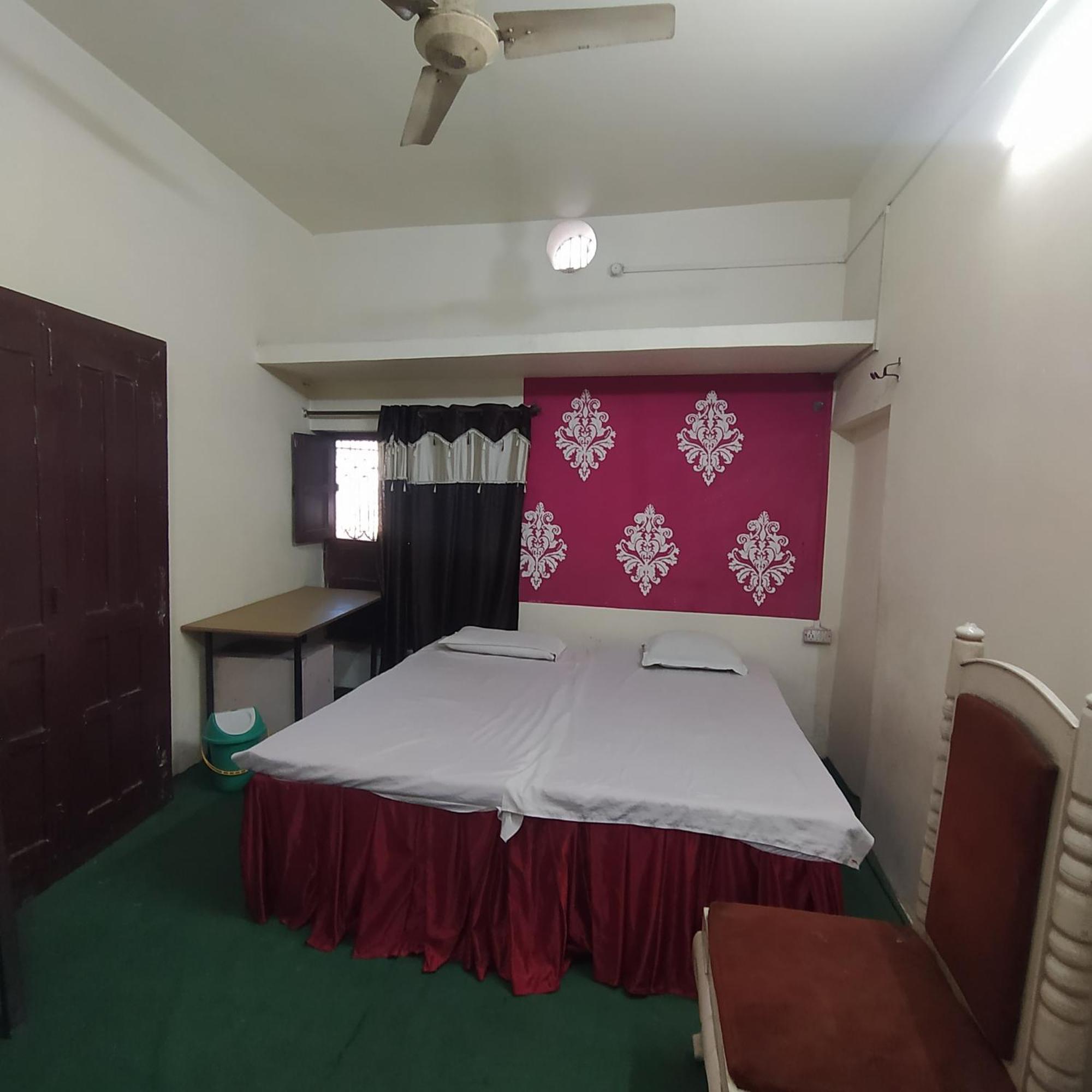 International Hotel In Gorakhpur Esterno foto