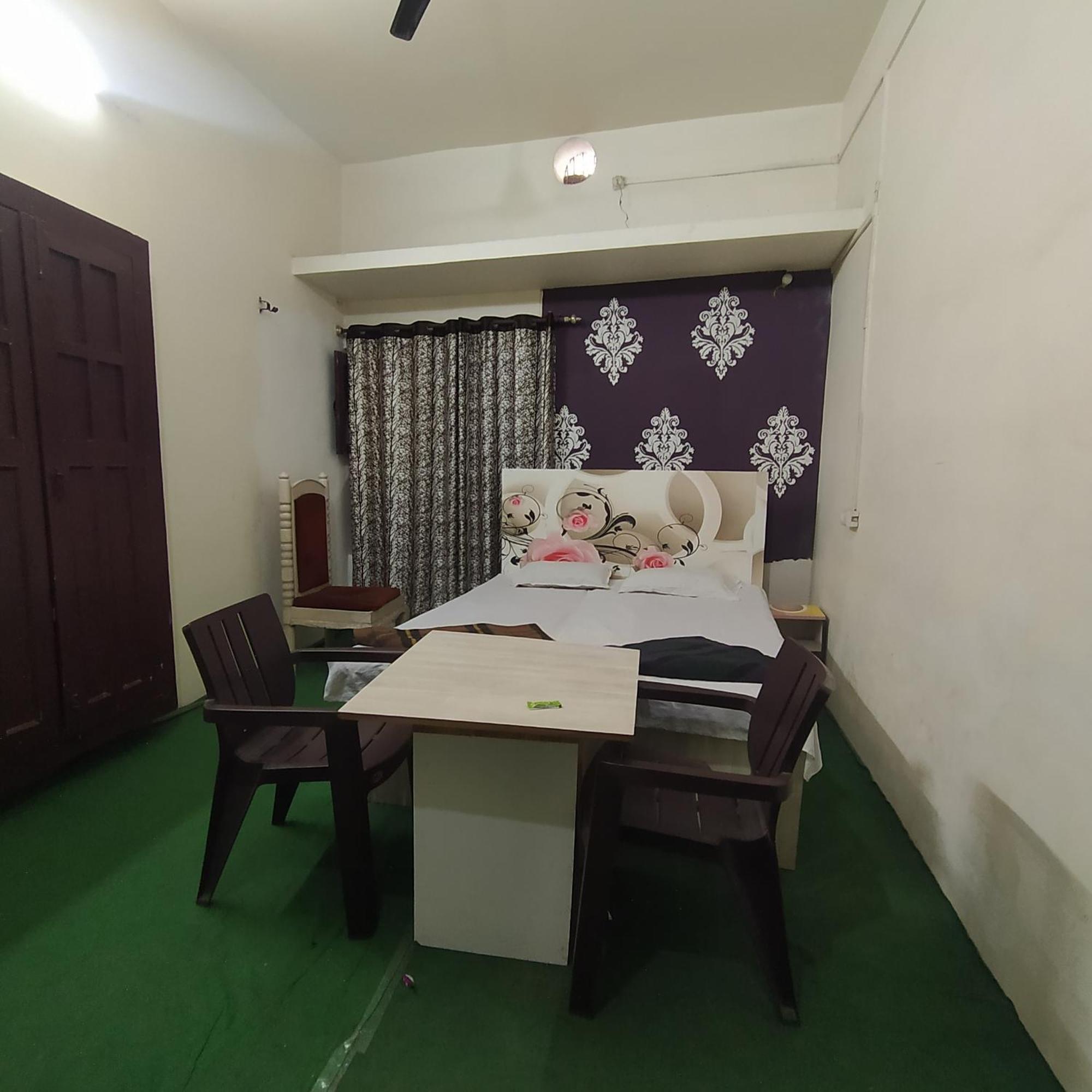 International Hotel In Gorakhpur Esterno foto