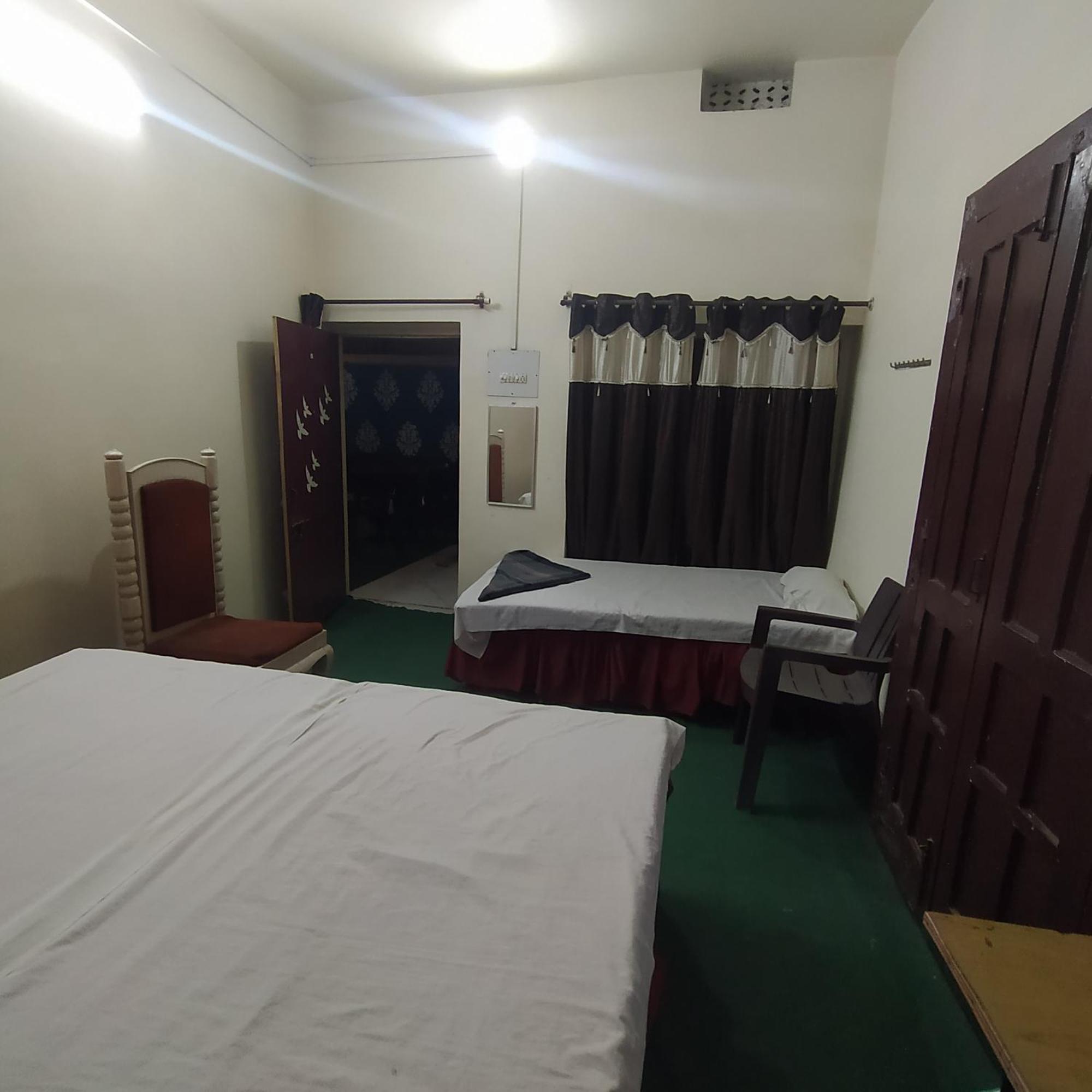 International Hotel In Gorakhpur Esterno foto