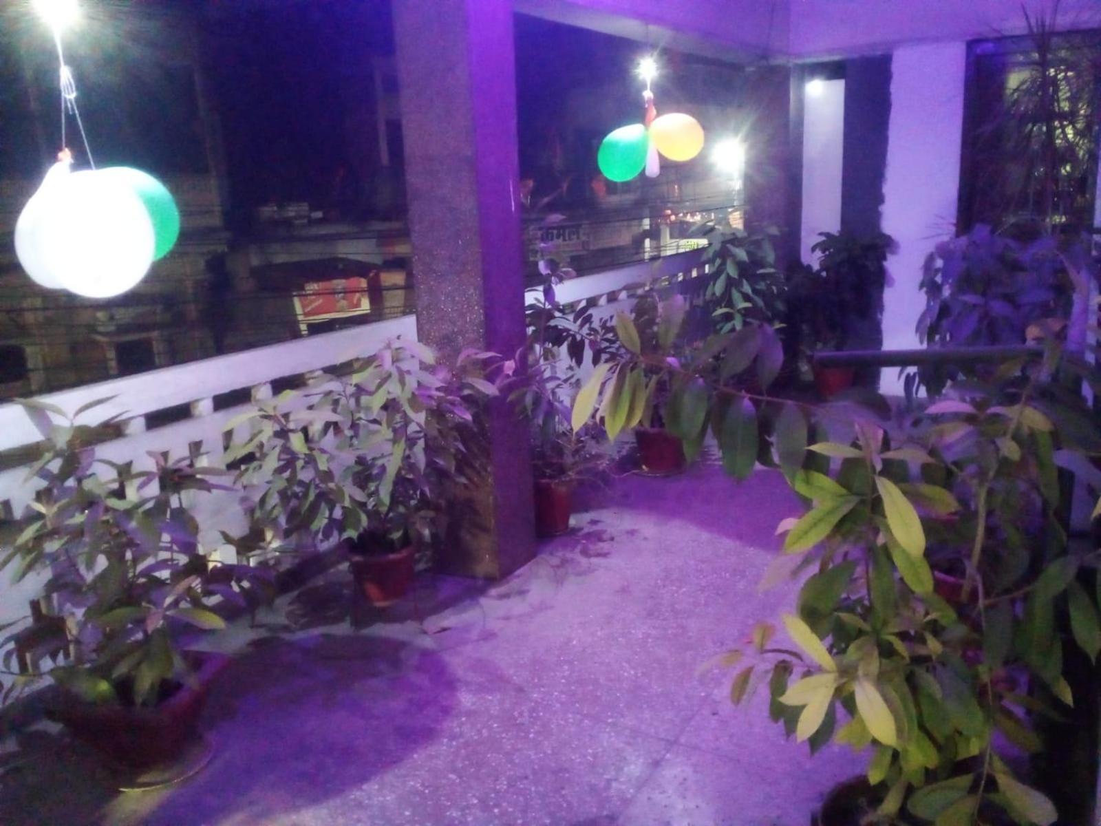 International Hotel In Gorakhpur Esterno foto